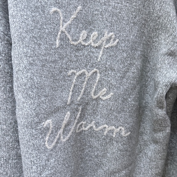 NEW Wildfox Keep Me Warm Gray and White Alpaca Sweater - Women's Medium - Picture 2 of 7